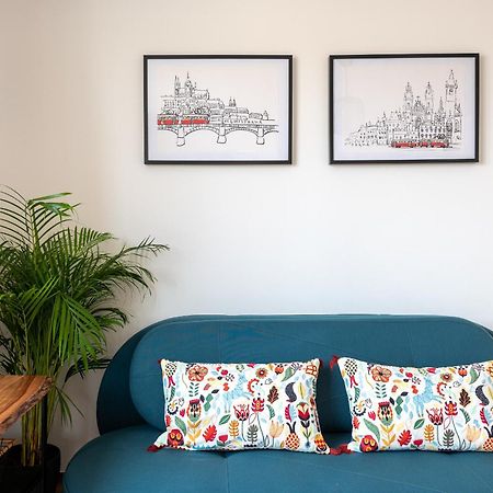 Bright Charming Apt With Terrace, Parking & Airco. Prága Kültér fotó